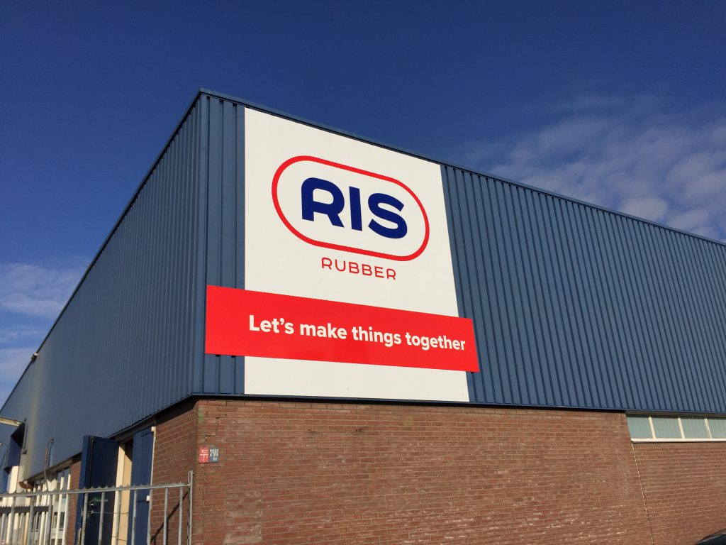 havik Alsjeblieft kijk Kikker RIS Rubber ensures a recognisable presence - RIS Rubber (en) - RIS Rubber